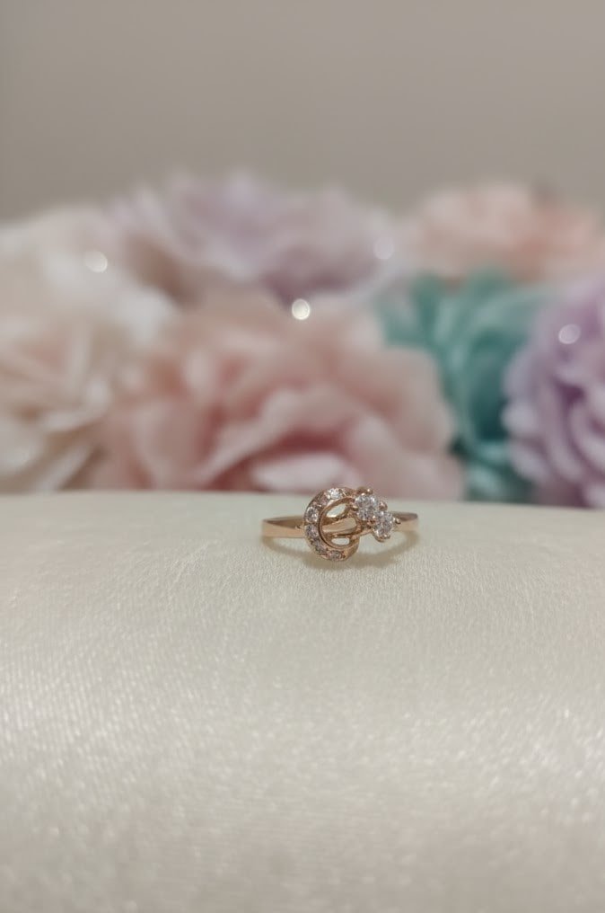 Starlight Twist Half-Finger Diamond Ring - Image 3